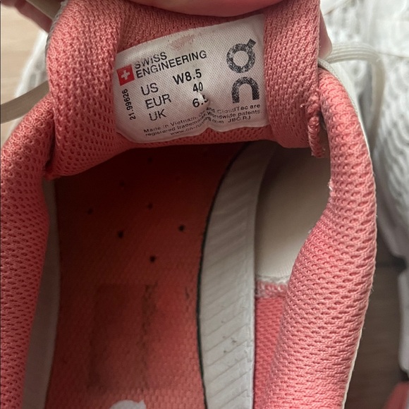 On Cloudflyer 2.0 - Picture 8 of 11